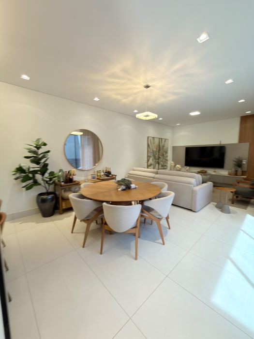 Casa - Venda - Residencial Tellini - Franca - SP