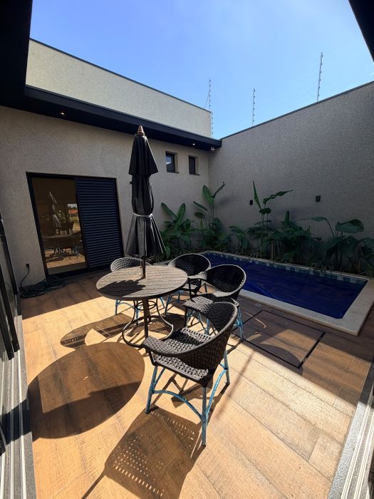 Casa - Venda - Residencial Ana Helena - Franca - SP