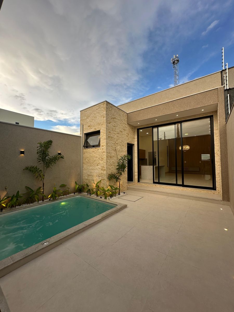 Casa - Venda - Parque Universit�rio - Franca - SP