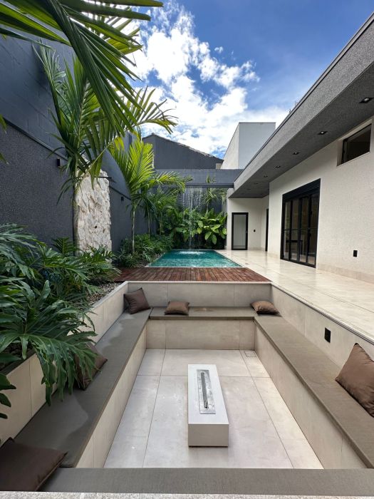 Casa - Venda - Parque Franville - Franca - SP