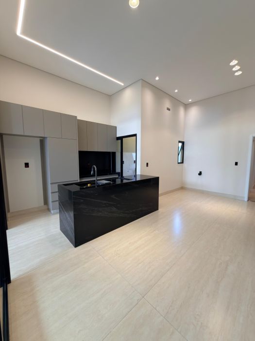 Casa - Venda - Residencial Zanetti - Franca - SP