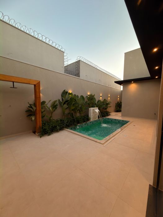 Casa - Venda - Jardim Botânico - Franca - SP