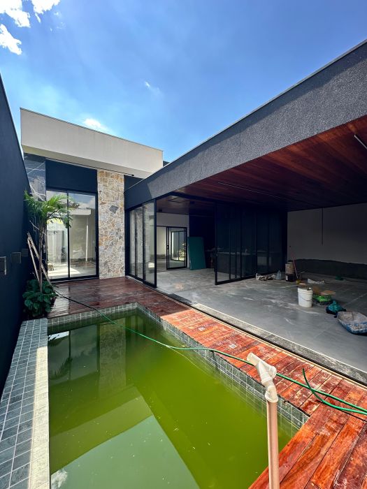 Casa - Venda - Esplanada Primo Meneghetti - Franca - SP