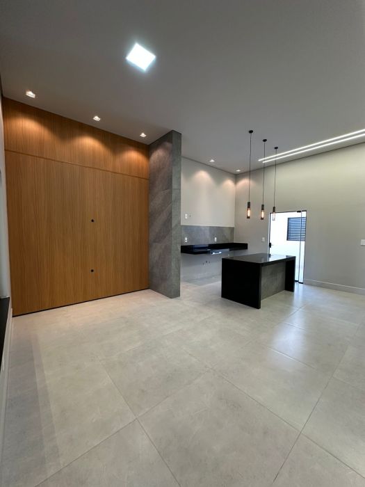 Casa - Venda - Residencial Zanetti - Franca - SP