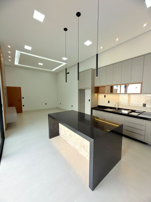 Casa - Venda - Jardim Natal I - Franca - SP