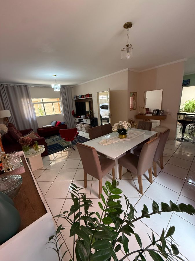 Casa - Venda - Residencial Chico Neca - Franca - SP