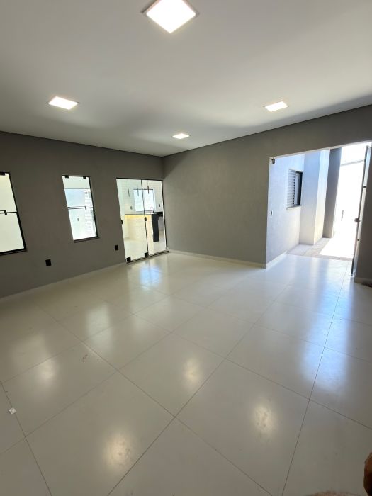Casa - Venda - Esplanada Primo Meneghetti - Franca - SP