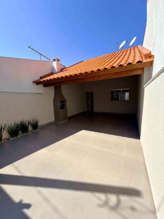 Casa - Venda - Residencial Zanetti - Franca - SP