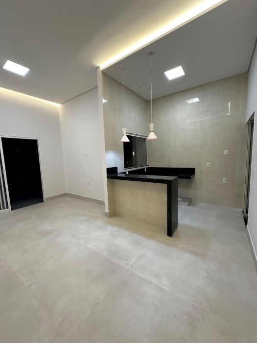 Casa - Venda - Prolongamento Jardim Ângela Rosa - Franca - SP
