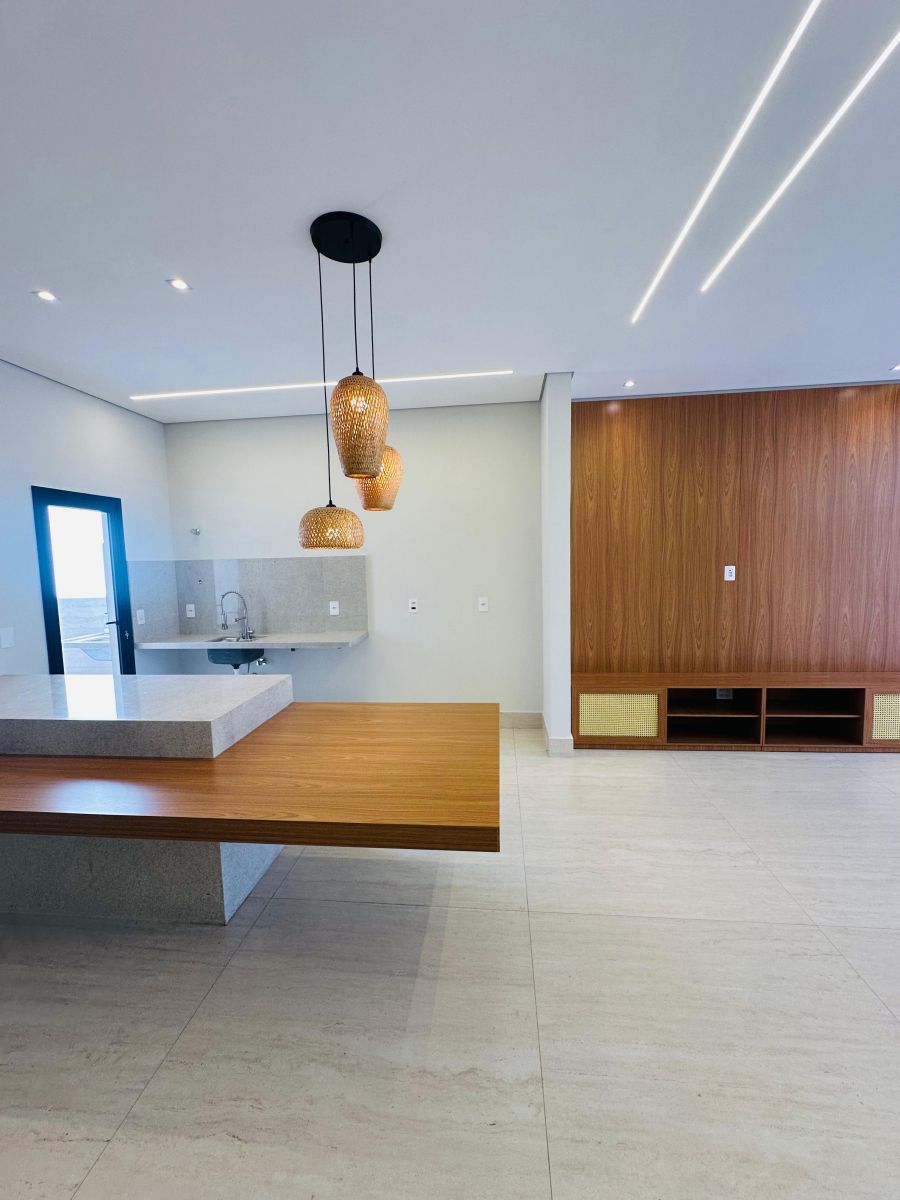 Casa - Venda - Residencial Zanetti - Franca - SP