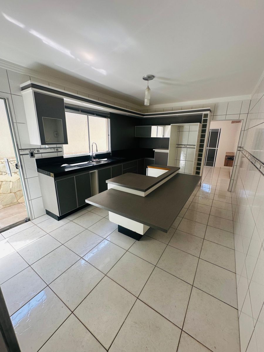 Casa - Venda - Esplanada Primo Meneghetti - Franca - SP