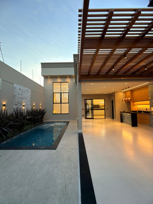 Casa - Venda - Residencial Tellini - Franca - SP